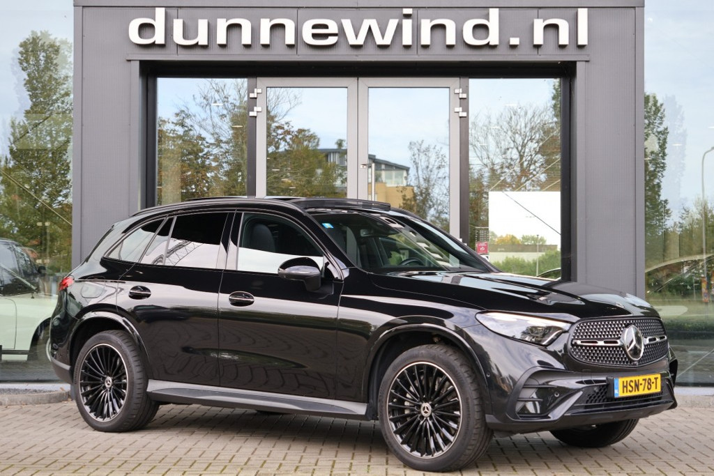 57094015